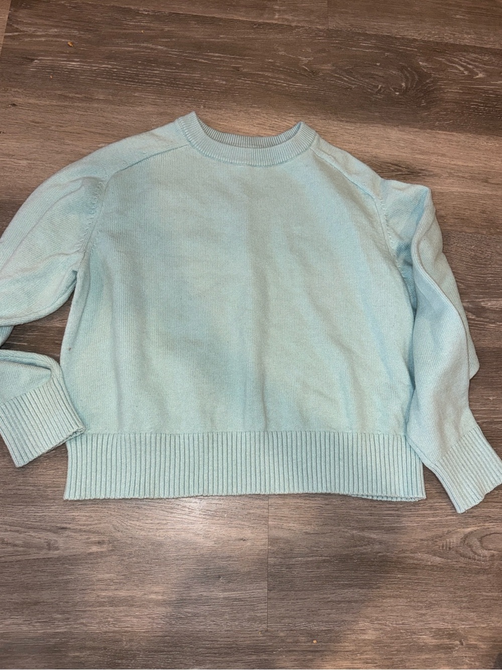 Women’s Banana Republic sweater